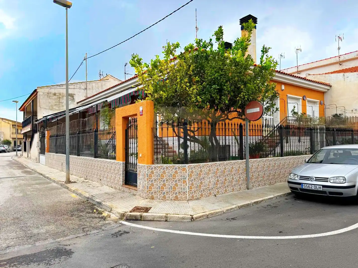 Casa amb jardí en venda a Los Cuarteros