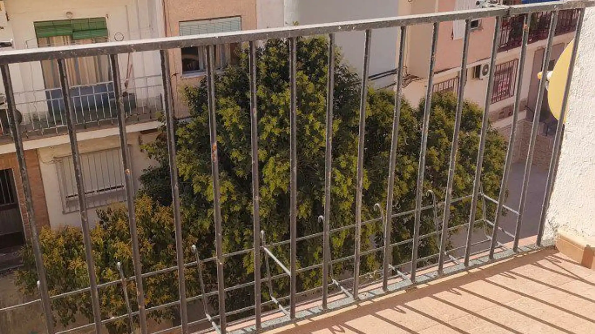 Terraza de Piso en venta en Linares