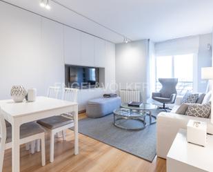 Sala d'estar de Apartament en venda en Sant Cugat del Vallès amb Aire condicionat, Calefacció i Terrassa