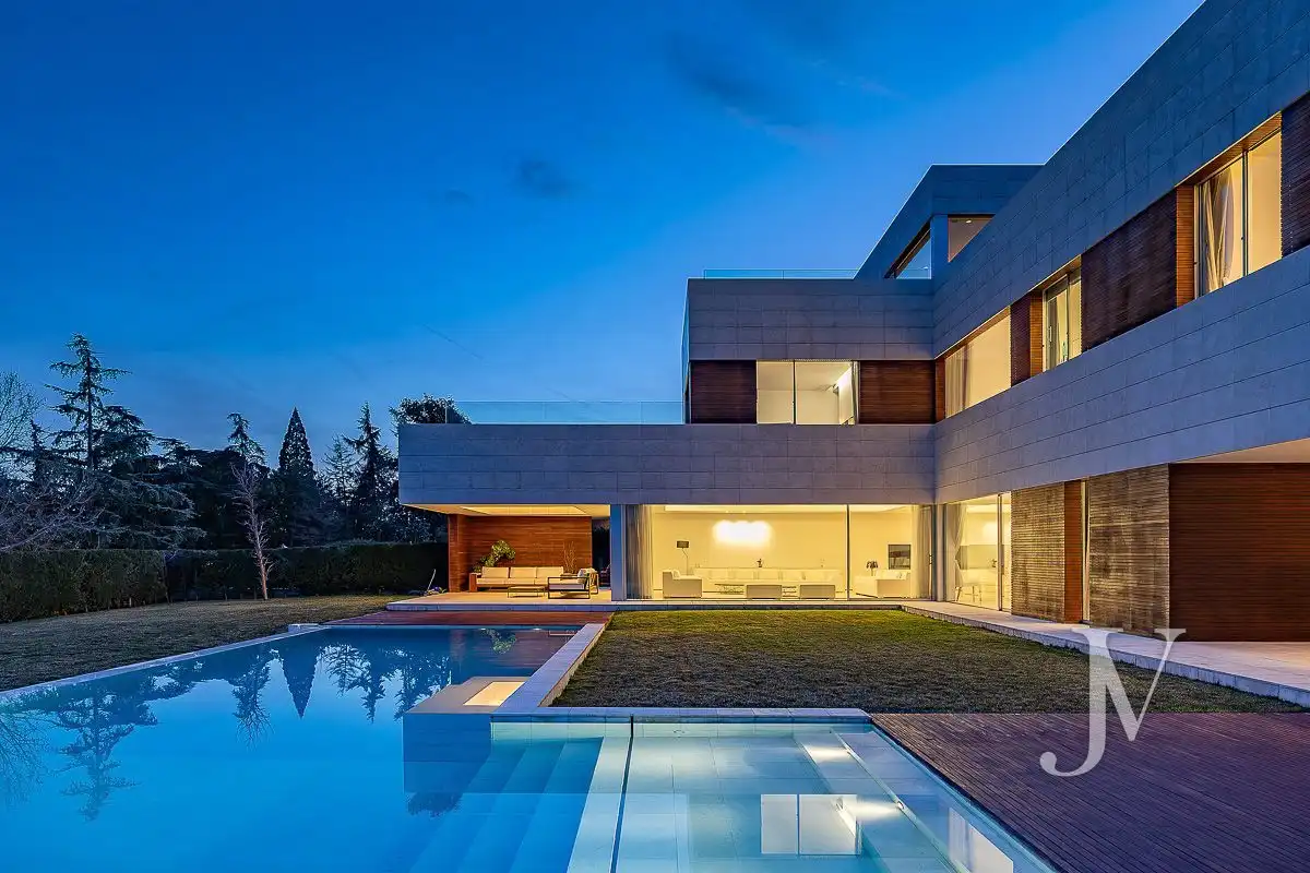 Exterior view of Houses for sale in Madrid  with Air Conditioner, Heating and Private garden