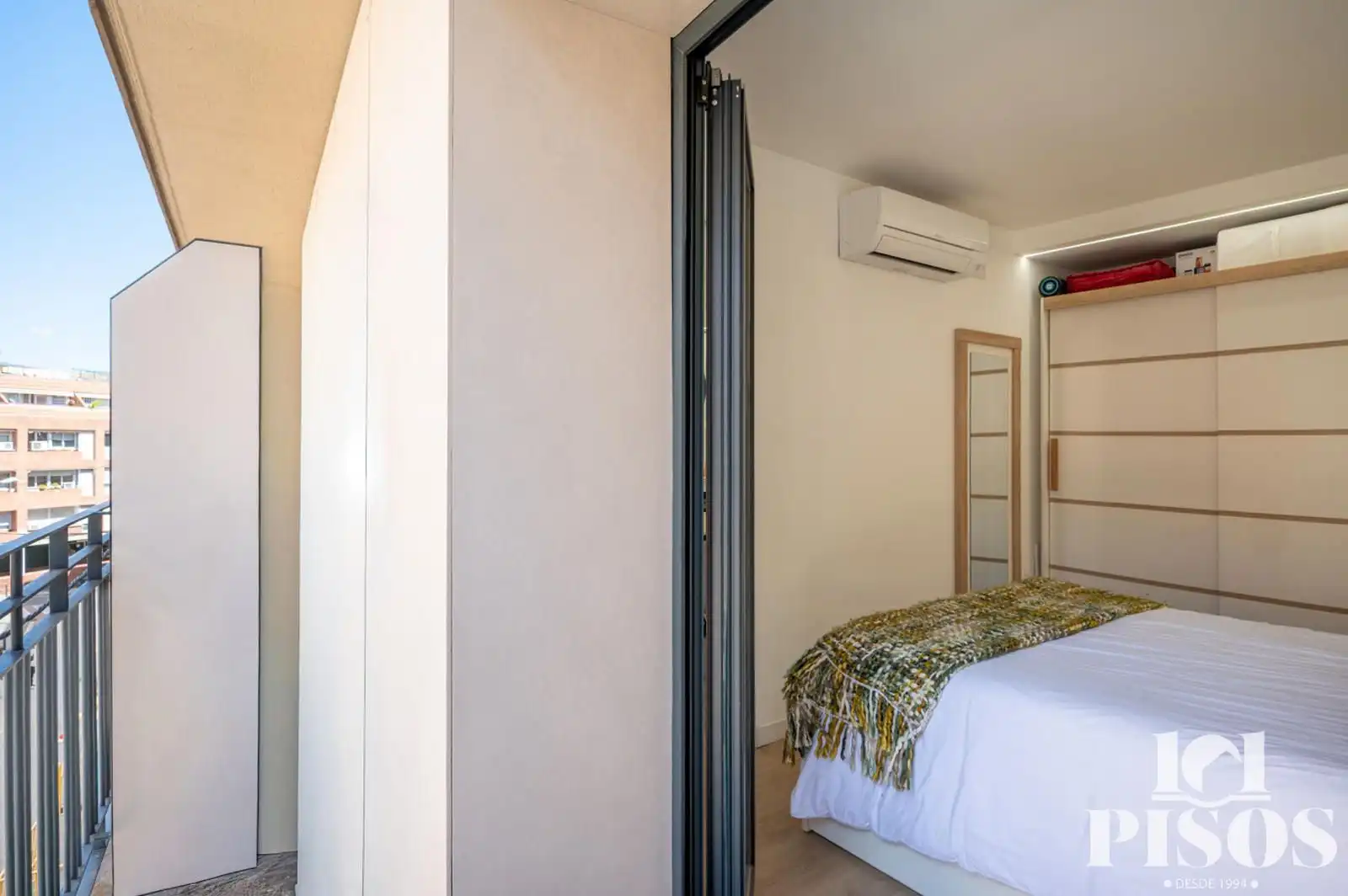 Habitación de Piso en venta en Barcelona con Aire acondicionado, Calefacción y Terraza