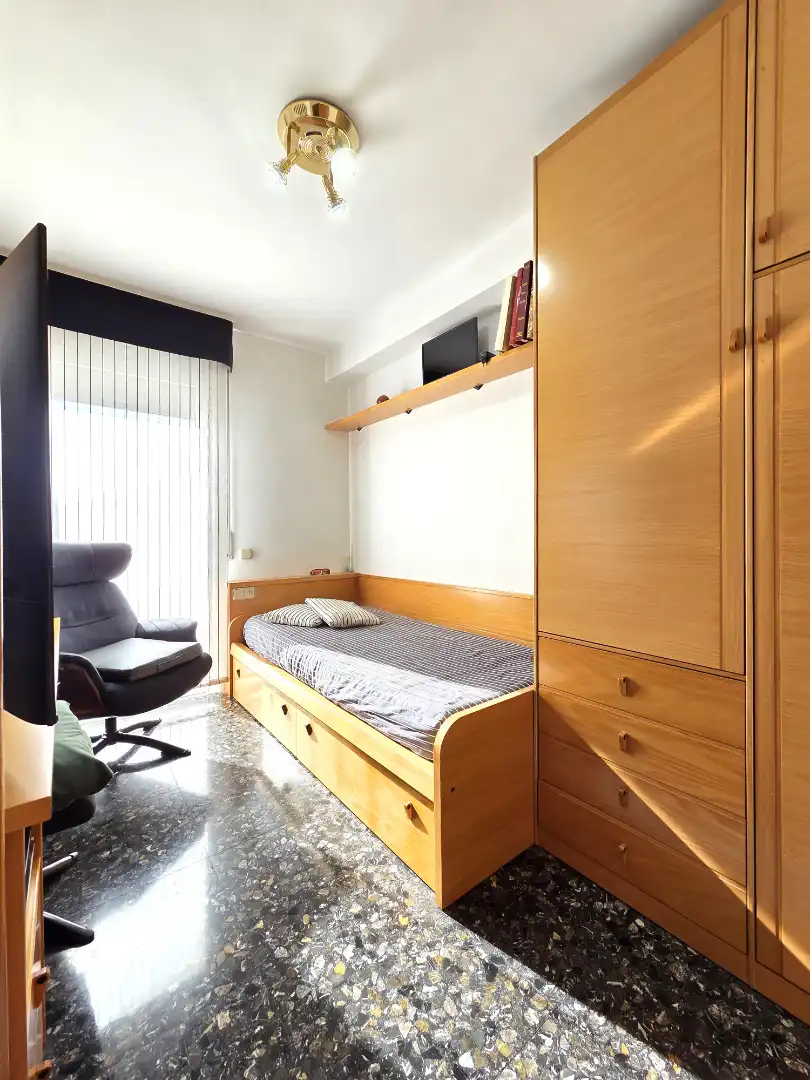 Dormitori de Casa adosada en venda en Cerdanyola del Vallès amb Aire condicionat, Calefacció i Terrassa
