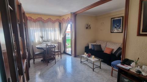 Foto 3 de Piso en venta en Avinguda del Marquès de Sant Mori, 118, Llefià, Barcelona