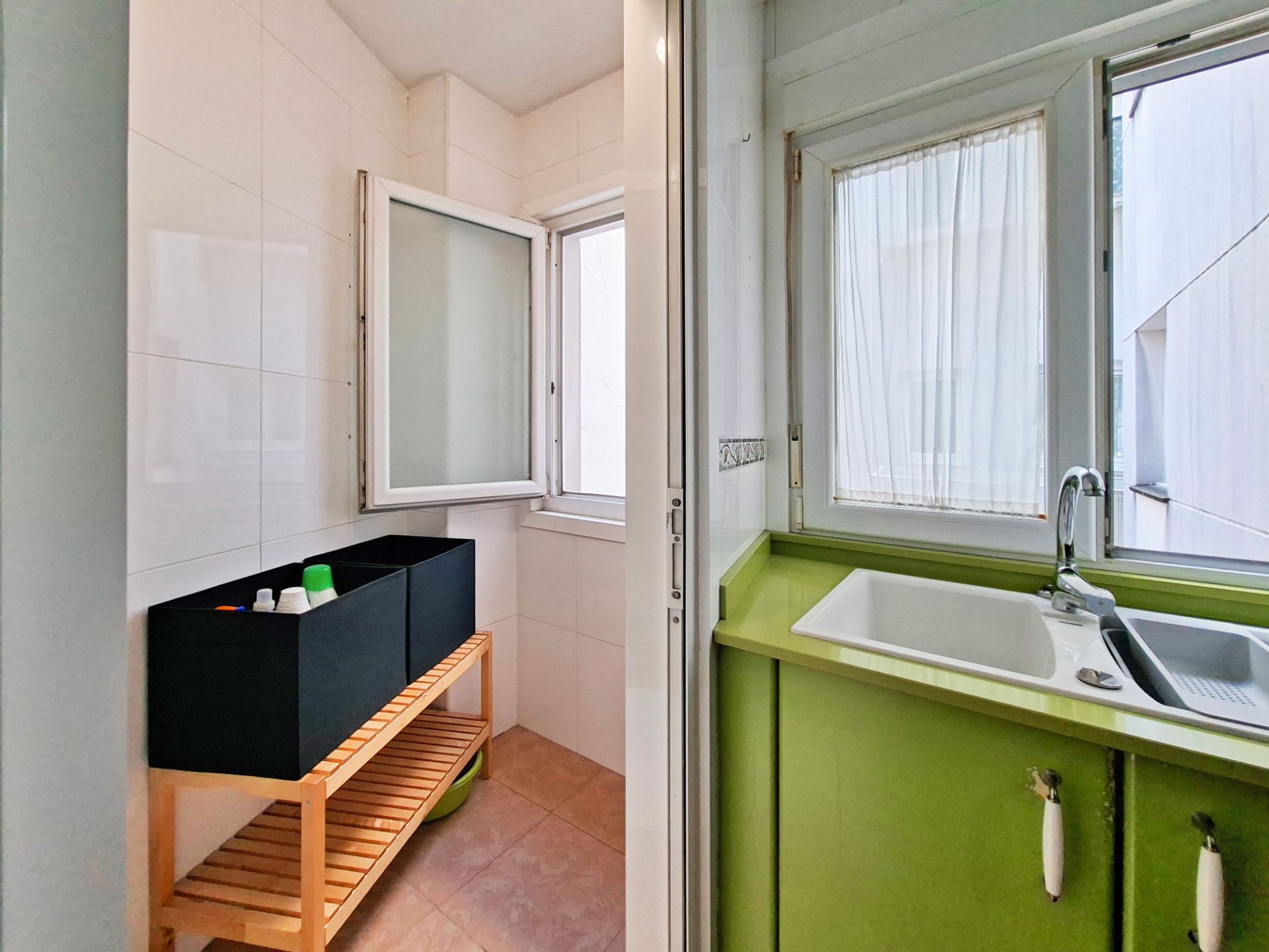 Baño de Piso en venta en A Coruña Capital  con Calefacción, Parquet y Trastero