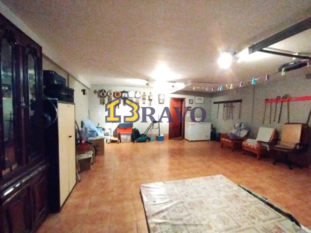 Casa adosada en venta en Medina de Pomar con Calefacción, Jardín privado y Terraza