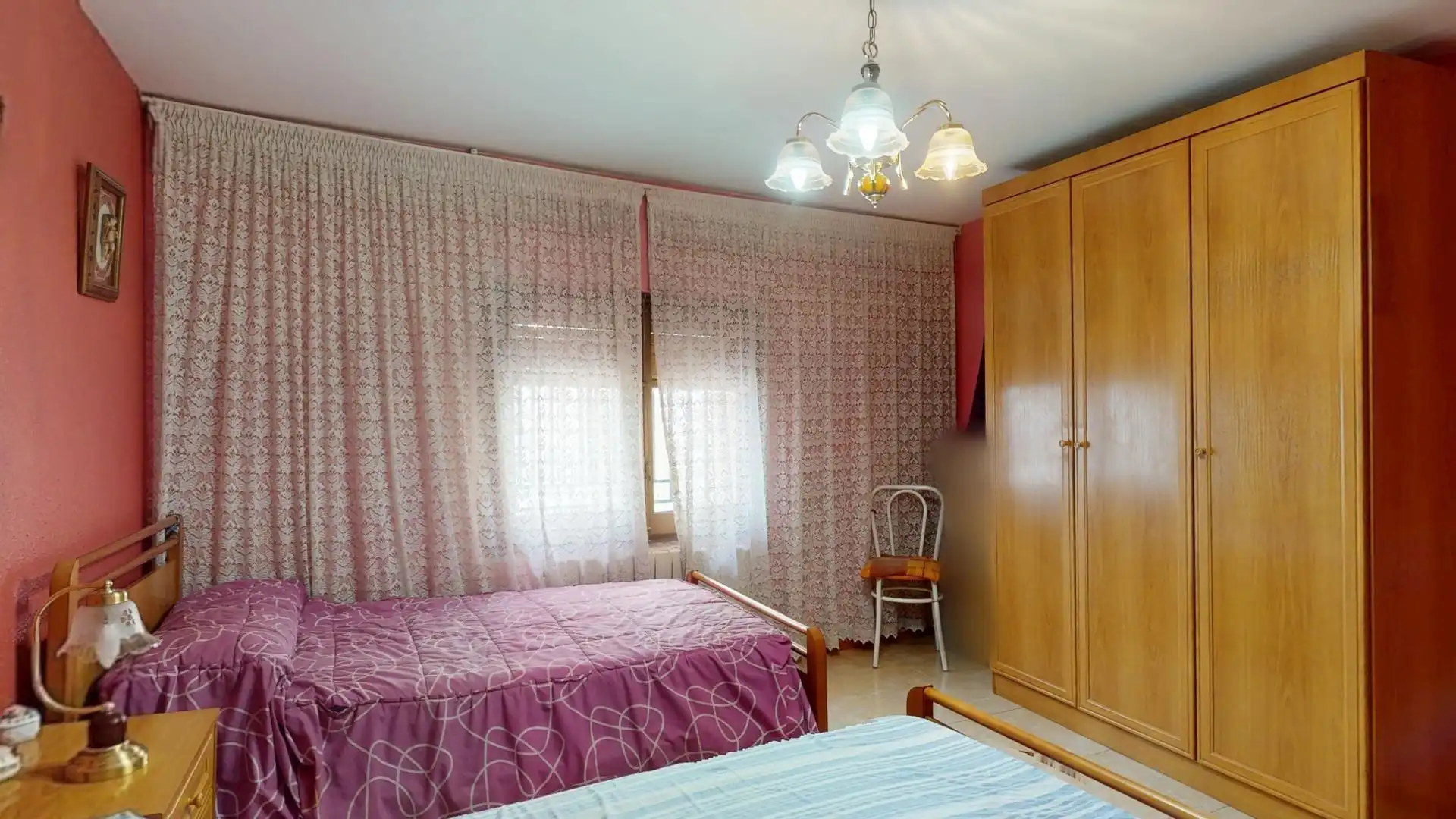 Habitación de Finca rústica en venta en Lumpiaque con Calefacción, Terraza y Amueblado