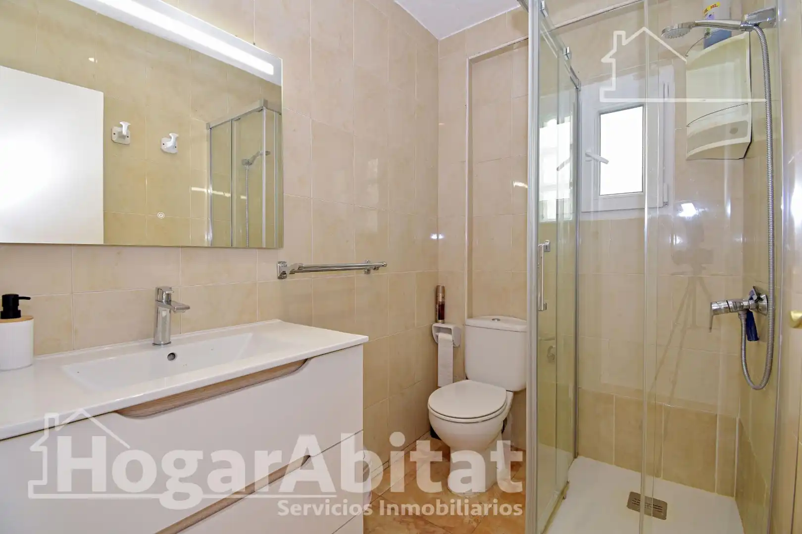 Baño de Piso en venta en Oliva Playa