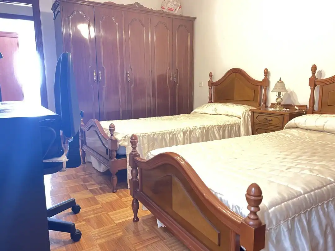 Piso en venta en Lugones