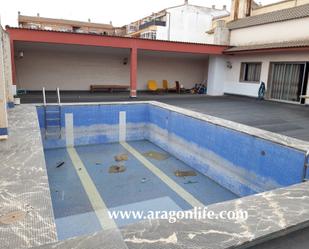 Piscina de Dúplex en venda en Caspe amb Calefacció, Terrassa i Piscina