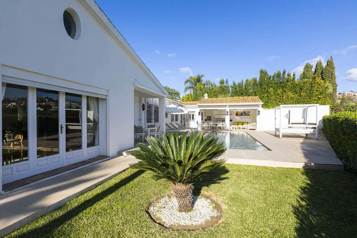Chalet con piscina en venta en Avenida Pablo Ruiz Picasso, imagen 23