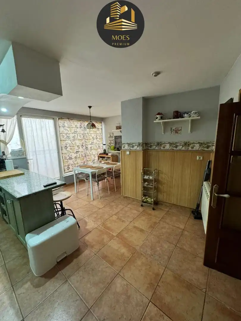 Casa amb terrassa en venda a Centro ciudad, imagen 5