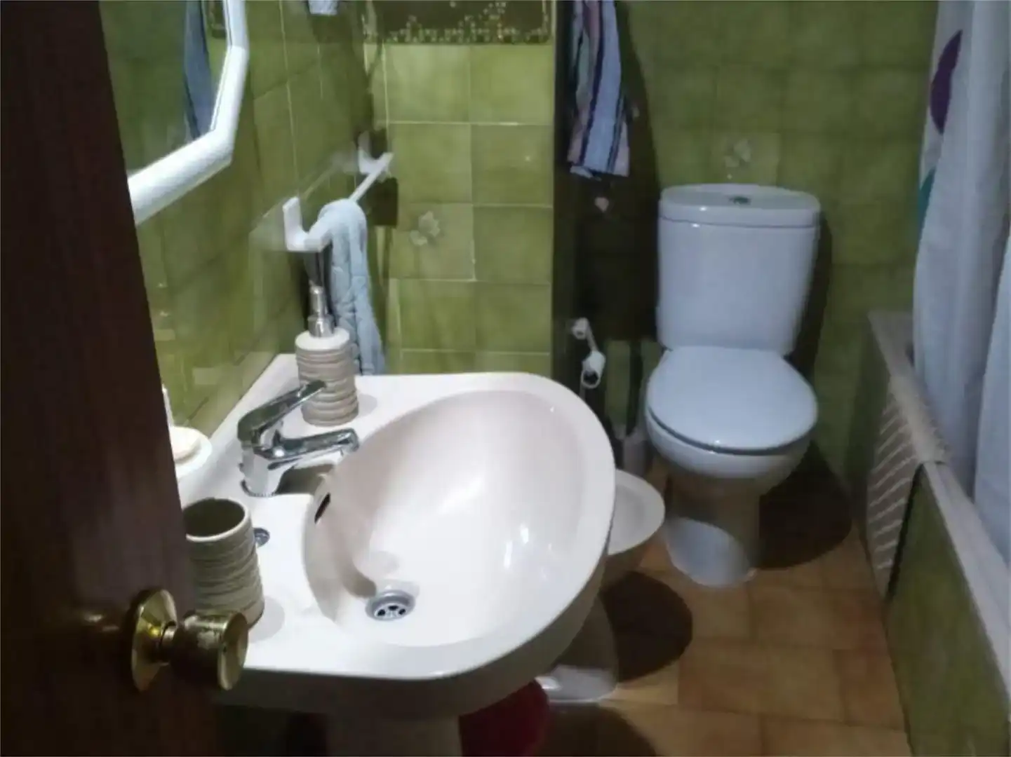 Bany de Pis en venda en Villablino amb Traster i Moblat
