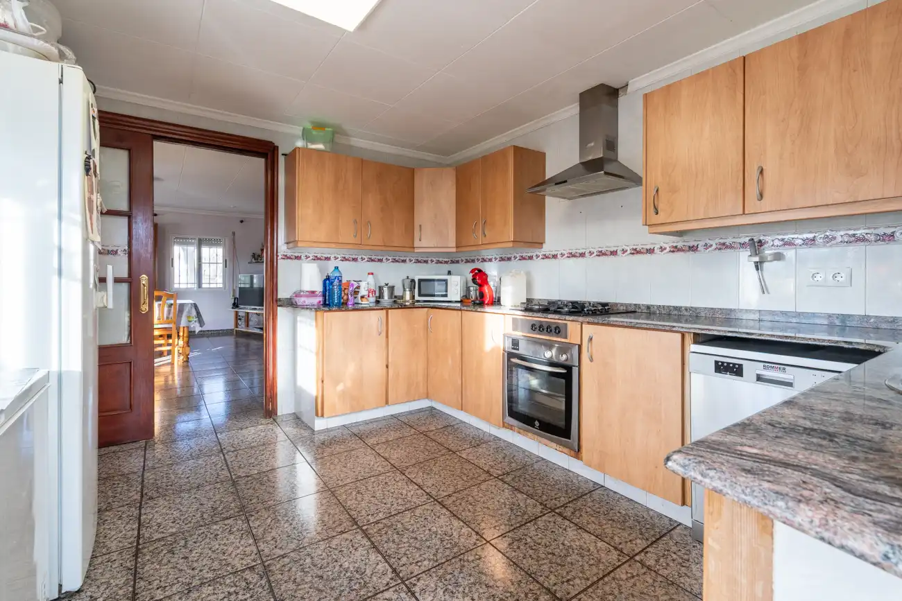 Küche von Country house zum Verkauf in Tortosa mit Privatgarten, Schwimmbad und Internet