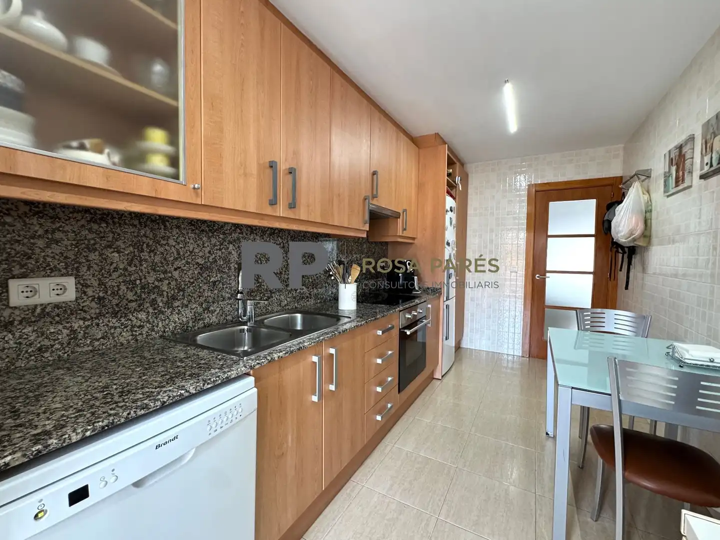 Cocina de Dúplex en venta en Centelles con Calefacción y Terraza