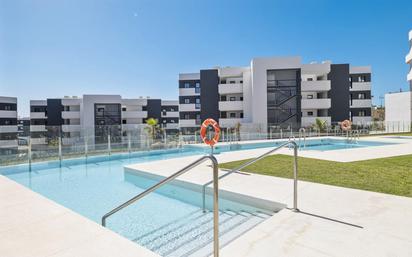 Swimming pool of Apartment for sale in Benalmádena  with Air Conditioner, Heating and Oven