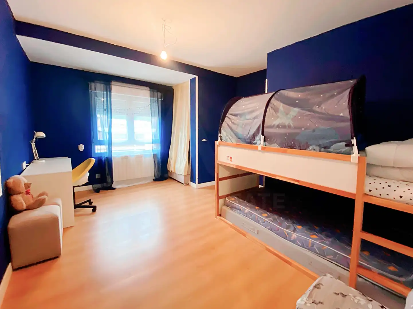 Bedroom of Flat for sale in Langreo  with Air Conditioner and Heating