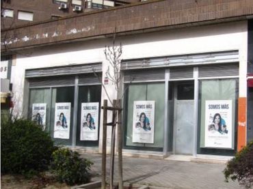 Local comercial en venda a Baeza