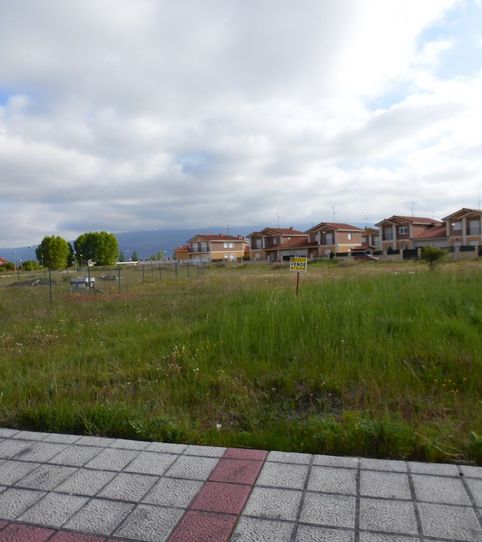 Foto 2 de Residencial en venda a Medina de Pomar, Burgos