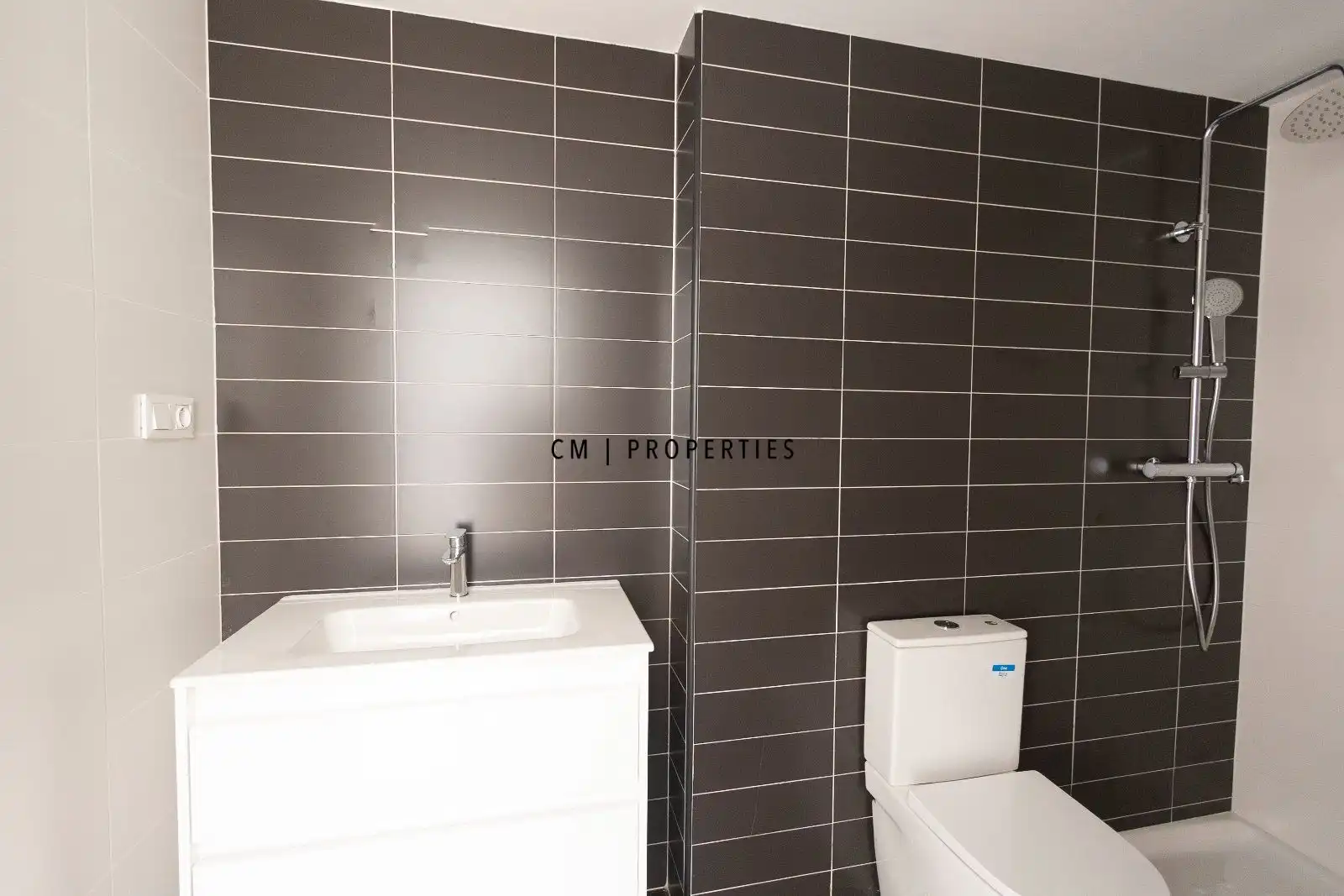 Baño de Piso en venta en Petrés con Terraza