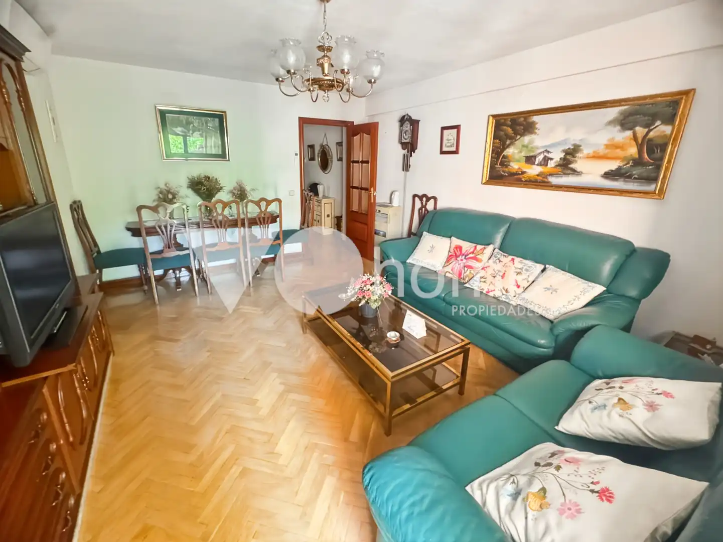 Sala de estar de Piso en venta en Madrid con Calefacción, Terraza y Amueblado