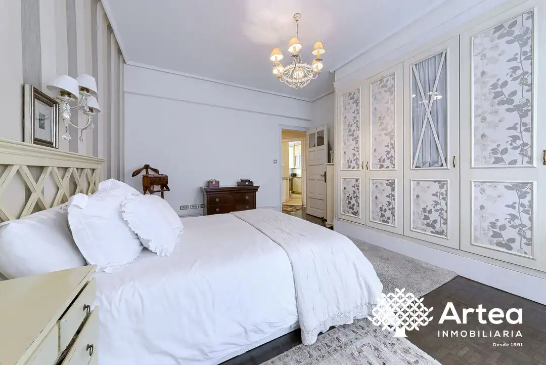 Habitación de Piso en venta en Getxo  con Calefacción, Trastero y Balcón
