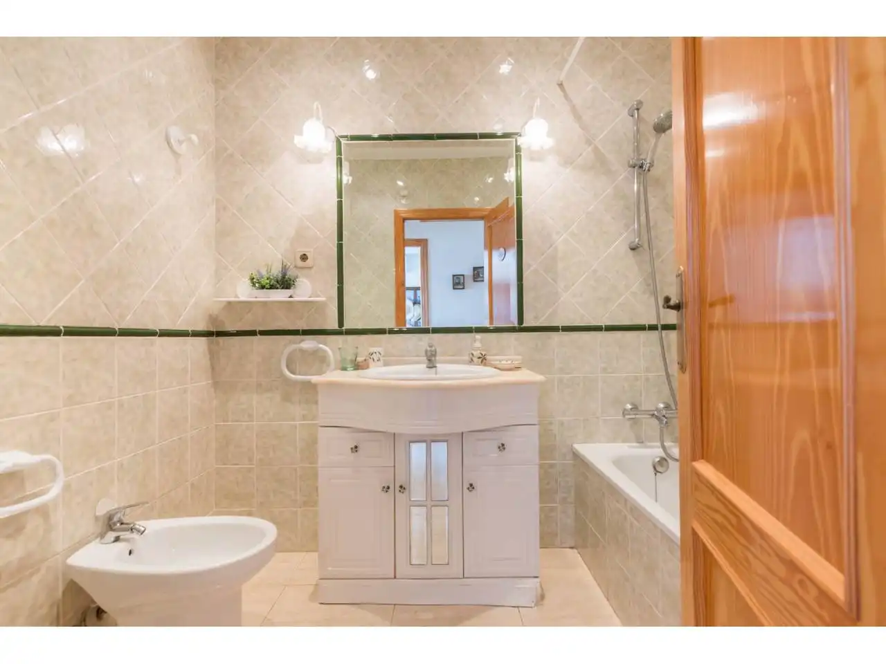 Bathroom of Flat for sale in Cartagena  with Air Conditioner, Terrace and Storage room