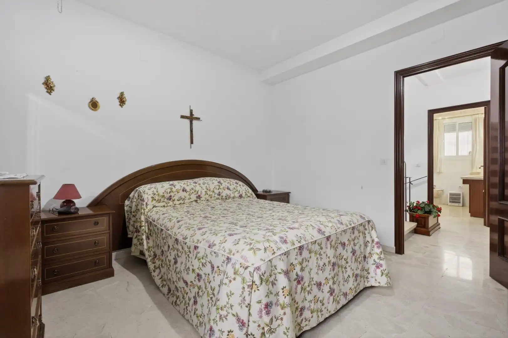Bedroom of Houses for sale in Sevilla  with Air Conditioner, Terrace and Balcony