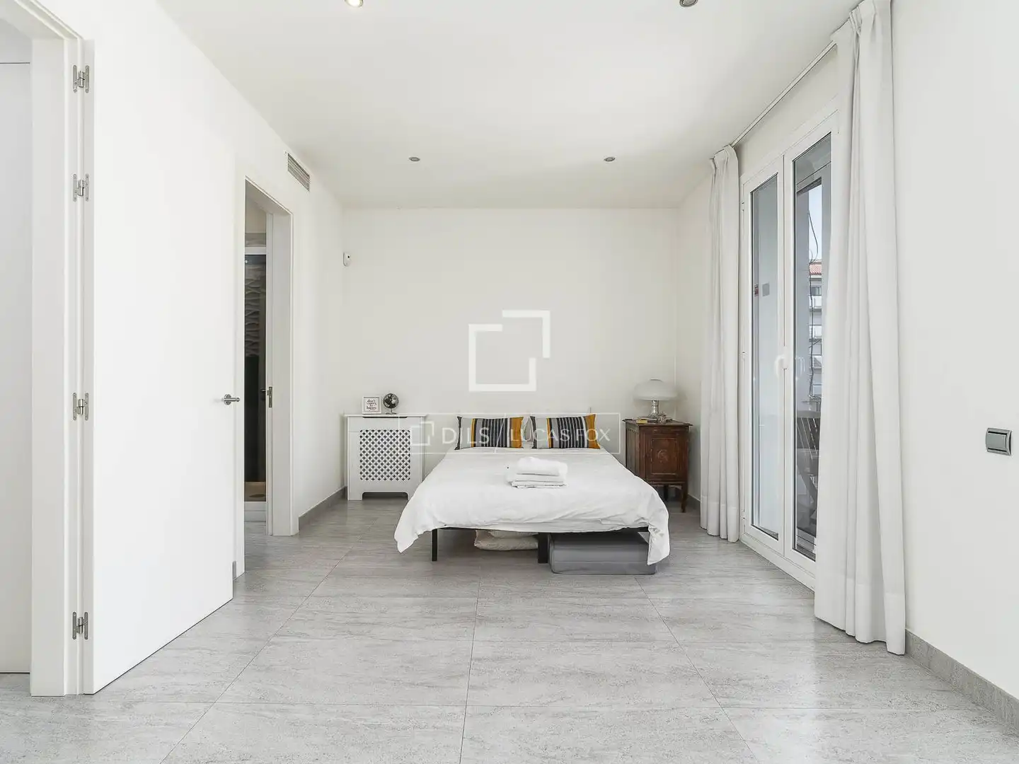 Habitación de Ático en venta en Barcelona con Aire acondicionado, Calefacción y Terraza