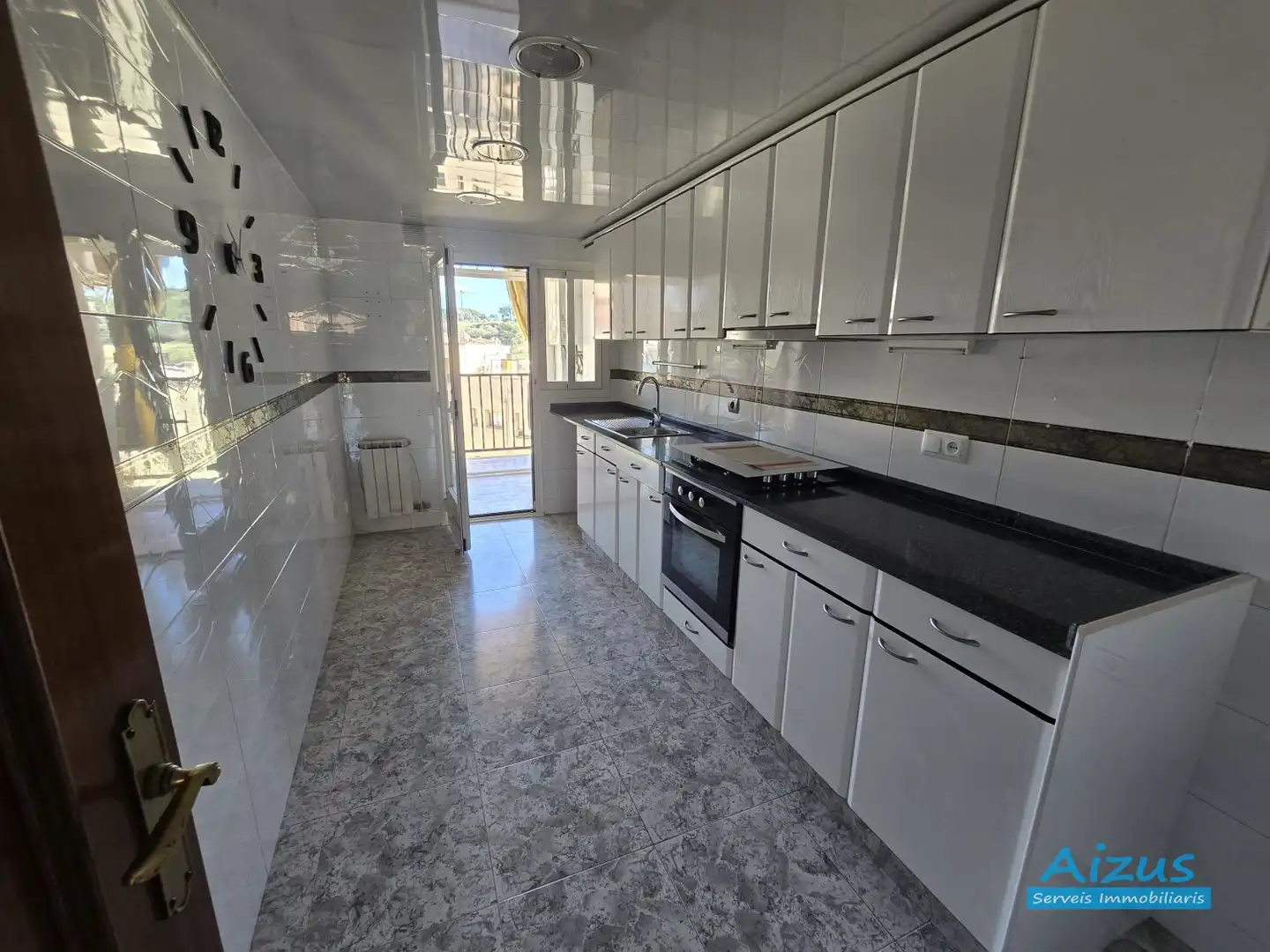 Cocina de Dúplex en venta en Rubí con Parquet, Terraza y Balcón