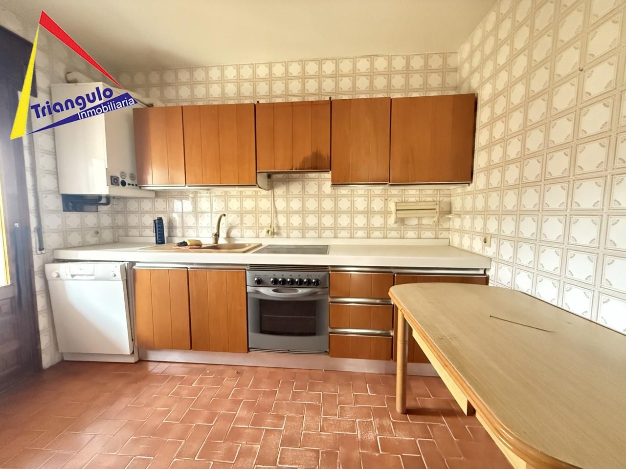 Kitchen of Flat for sale in Santa María la Real de Nieva  with Heating