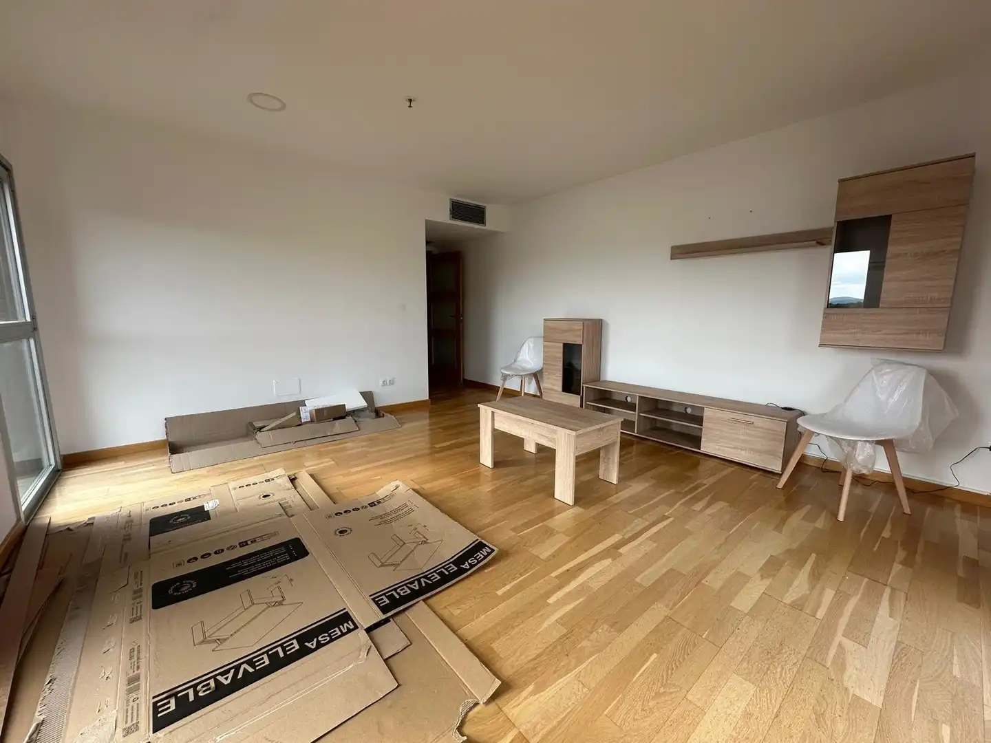 Sala de estar de Apartamento de alquiler en Ponferrada con Calefacción, Trastero y Amueblado