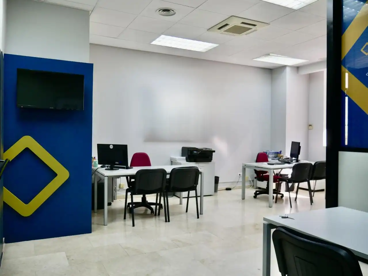 Oficina en venta en Concejal Francisco Ballesteros, La Calzada - La Florida