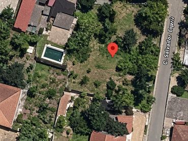Terreny residencial en venda a Carrer Salvador Espriu
