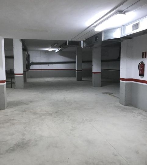Foto 2 de Garaje en venta en Llevant, Igualada