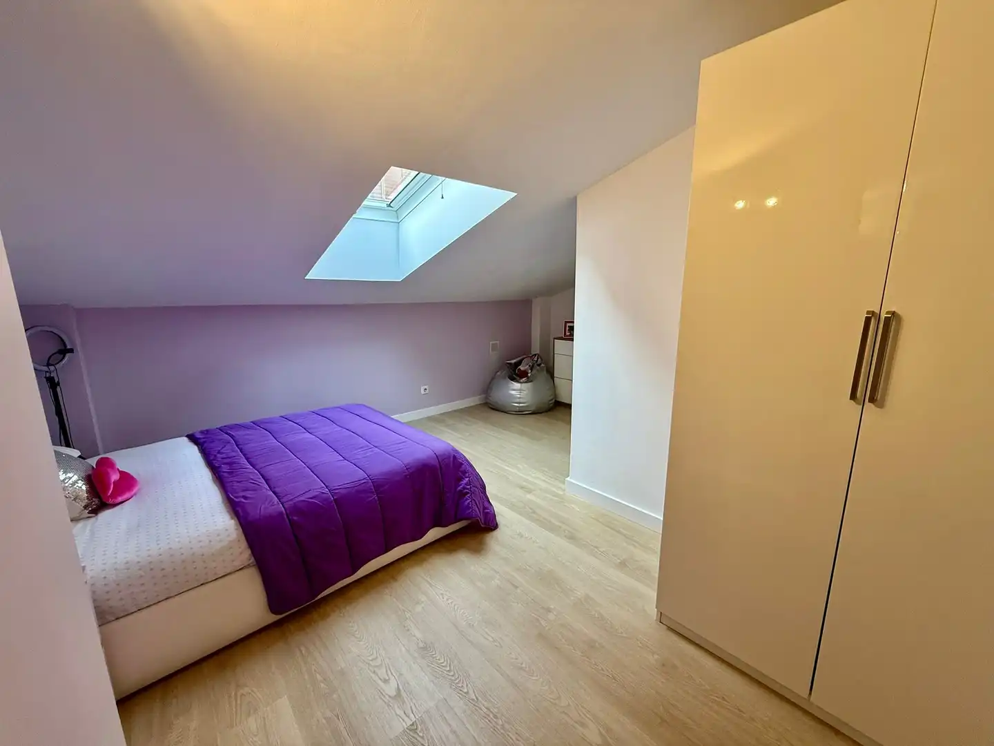 Habitación de Dúplex en venta en Cornellà de Llobregat con Balcón