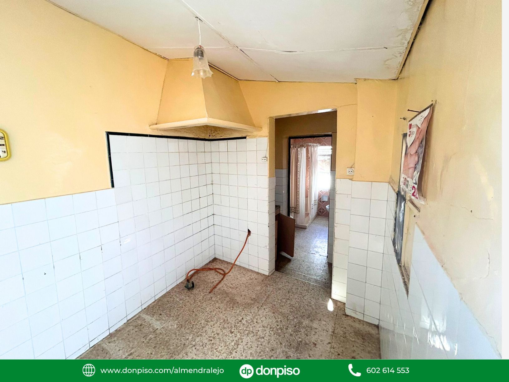 Cuina de Casa adosada en venda en Almendralejo