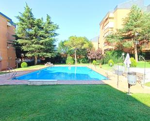 Swimming pool of Flat for sale in Colmenar Viejo  with Heating, Terrace and Storage room