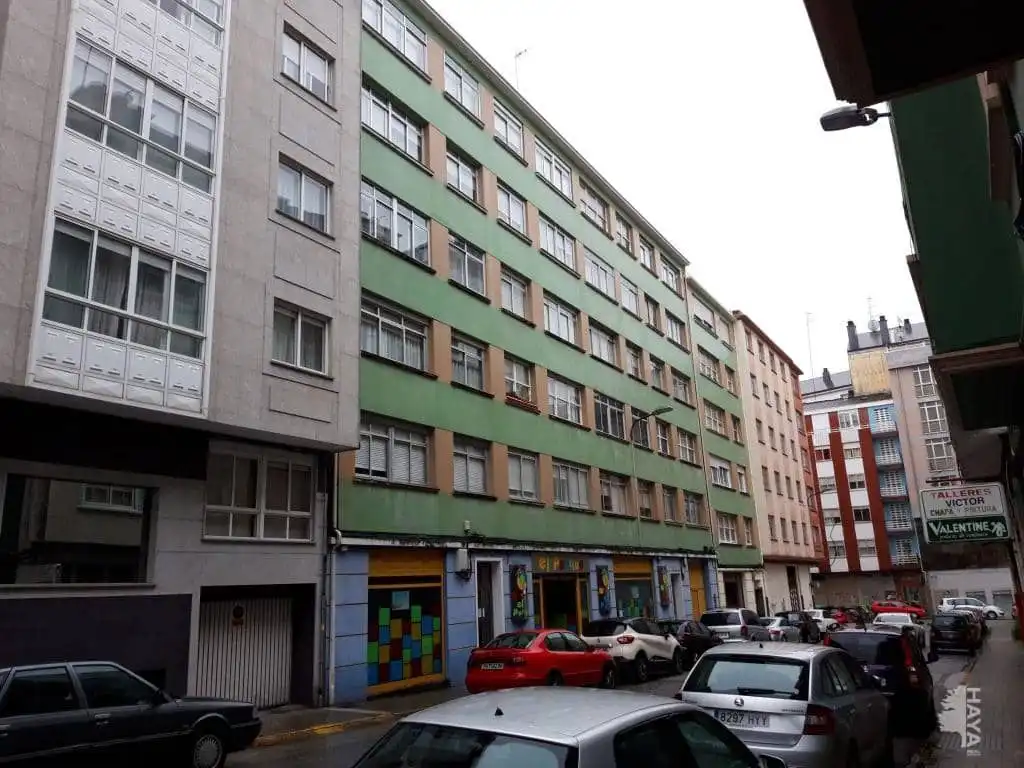 Local comercial en venta en Porta Nova