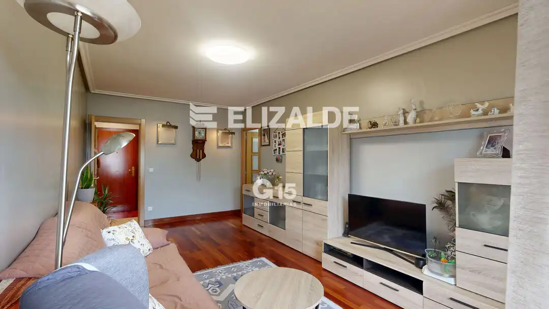 Sala de estar de Piso en venta en Donostia - San Sebastián  con Calefacción, Trastero y Balcón
