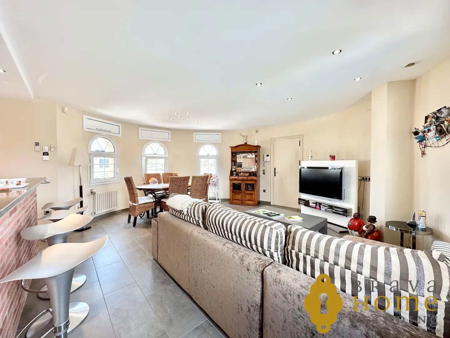 Living room of Houses for sale in Empuriabrava  with Air Conditioner, Heating and Private garden