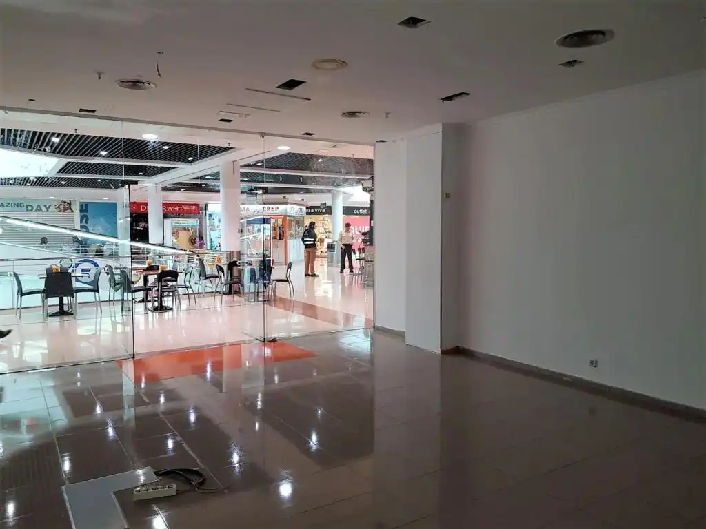 Commercial properties for sale in Fontsanta - Fatjó