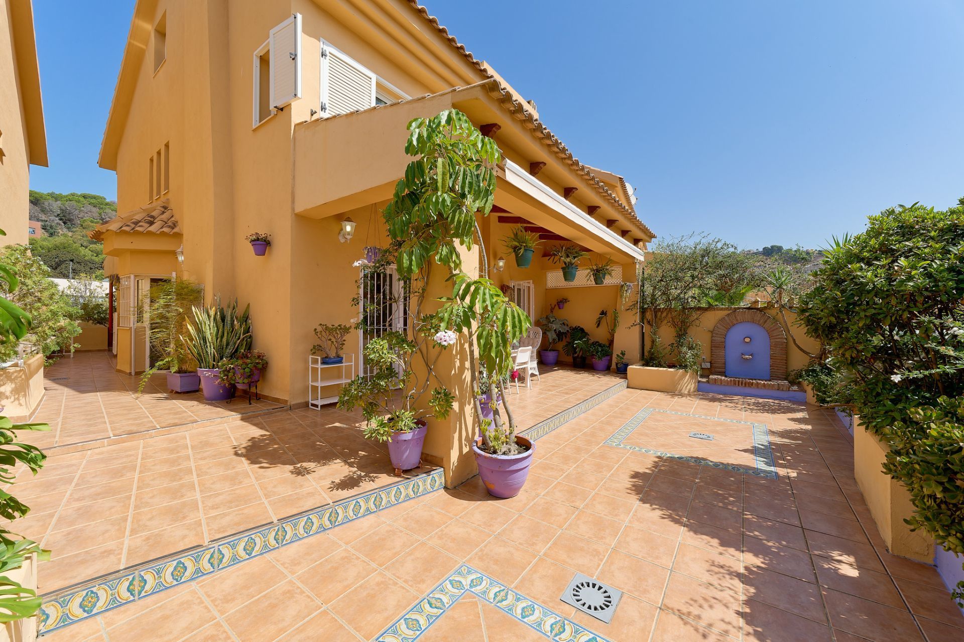 Exterior view of Single-family semi-detached for sale in Málaga Capital  with Air Conditioner, Heating and Terrace