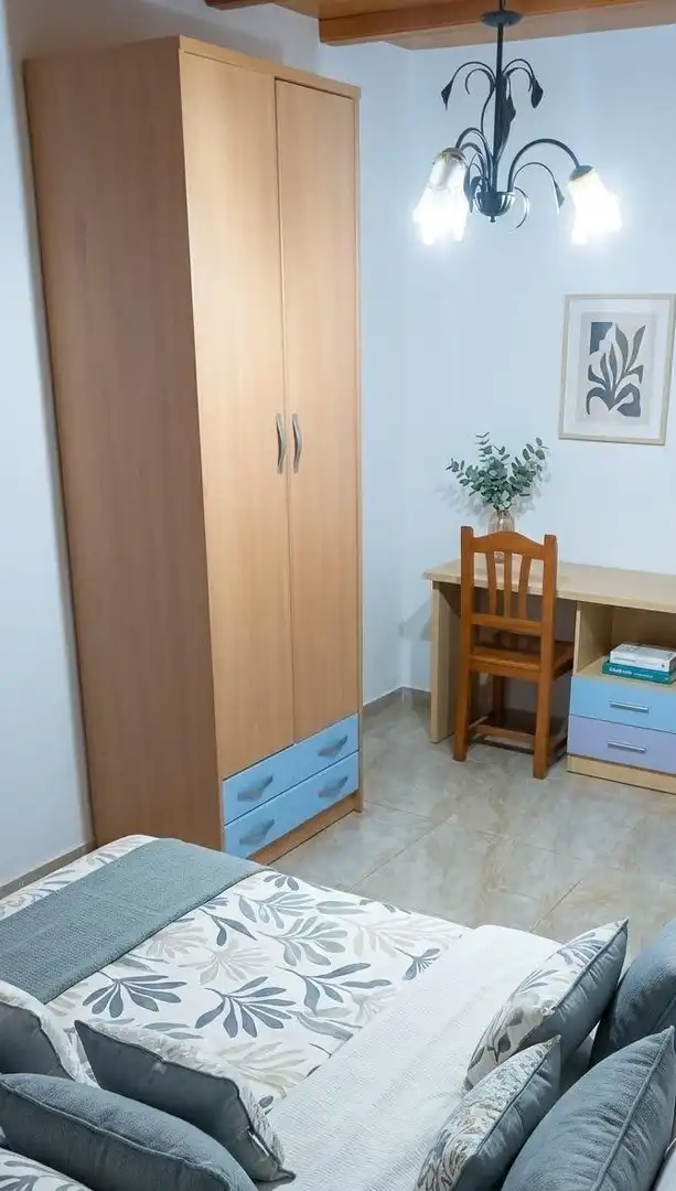 Habitación de Piso de alquiler en Córdoba con Aire acondicionado, Calefacción y Jardín privado