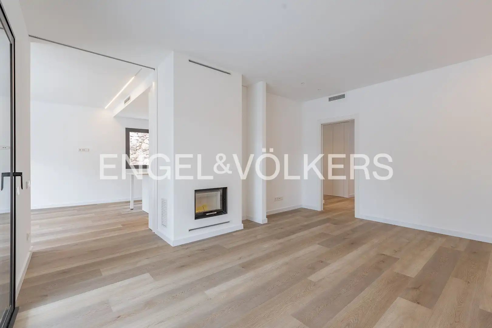 Sala de estar de Casa o chalet en venta en Matadepera con Calefacción, Parquet y Terraza