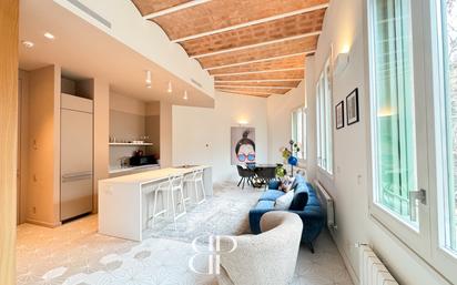 Living room of Flat to rent in  Barcelona Capital  with Air Conditioner, Heating and Swimming Pool