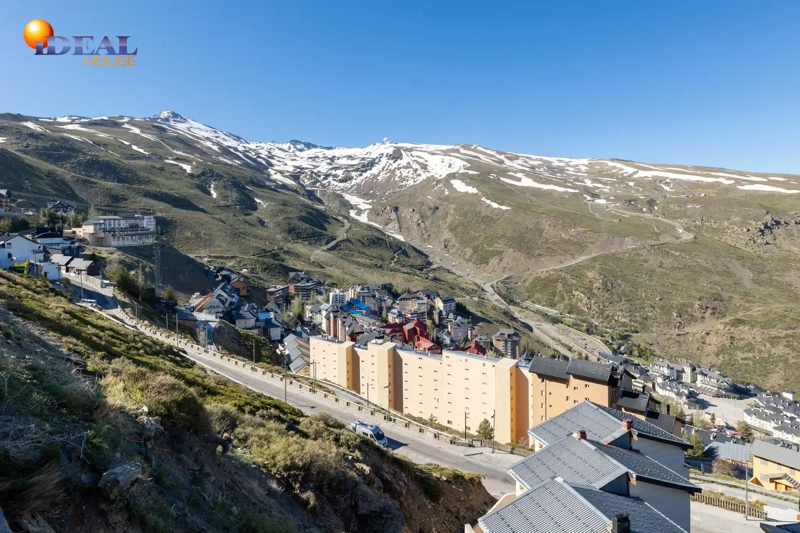 Apartment with lift for sale in Zona alta