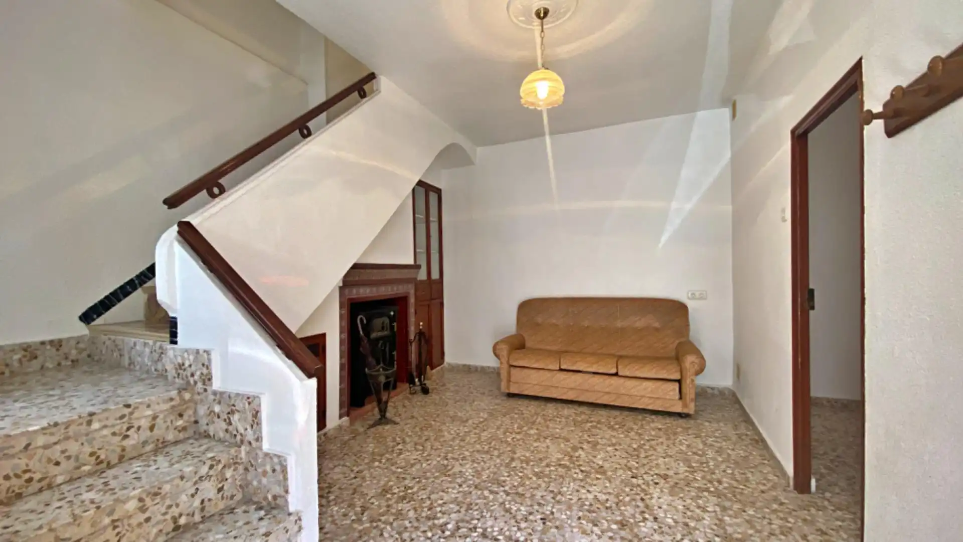 Houses for sale in Abarán  with Furnished