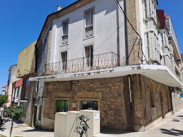 Mixt residencial en venda a Lalín