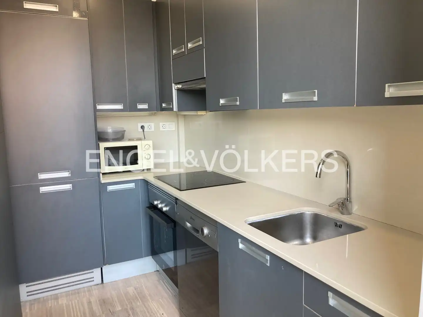 Cocina de Piso en venta en Barcelona con Aire acondicionado, Calefacción y Parquet