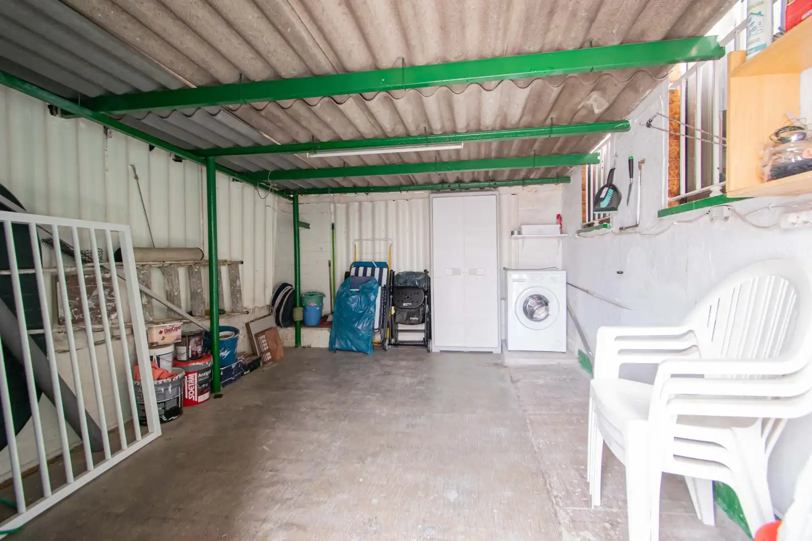 Haus oder Chalet zum Verkauf in Sevilla mit Klimaanlage, Terrasse und Abstellraum